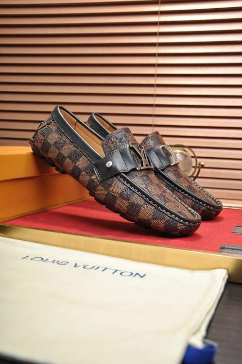 Picture of Louis Vuitton Shoes _SKULVsz38-44mnf0312411978